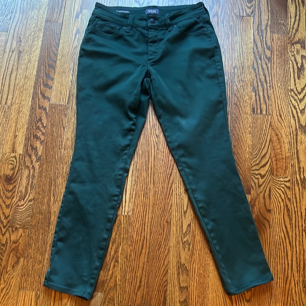 NYDJ green Ami skinny leggings, size 6 petite